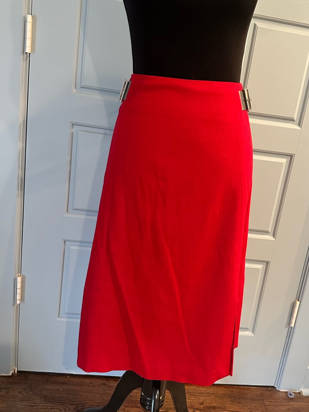 Vintage Harold’s Red Wool Blend Midi Skirt w/ Leather Side Buckle Detail- Sz. 14